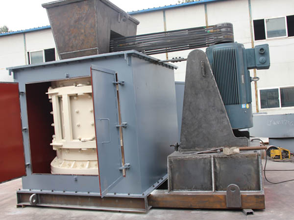 ���S�༉����C