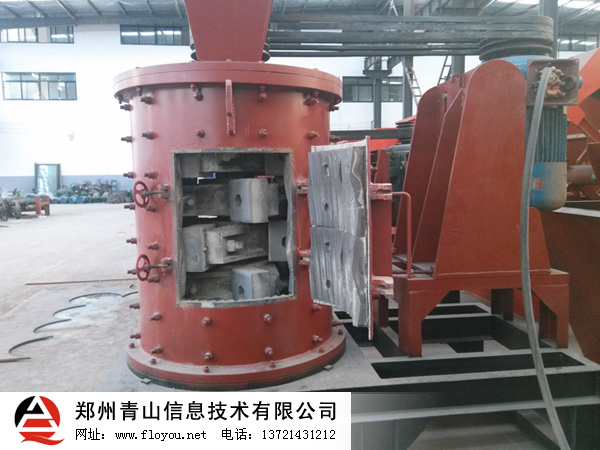 立式板錘復(fù)合制砂機(jī) 立式板錘復(fù)合制砂機(jī)