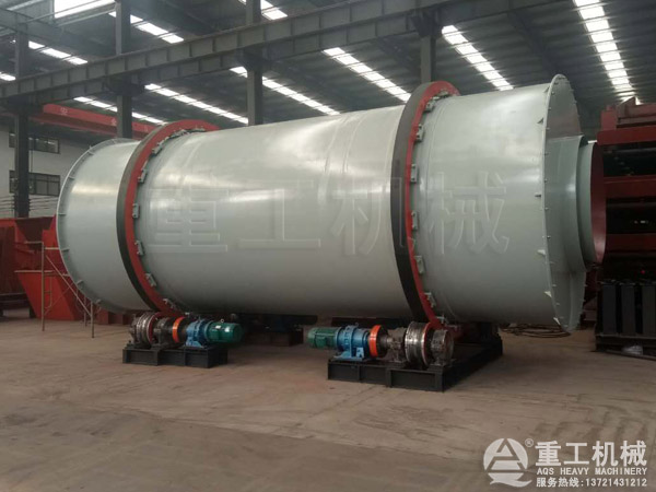 ���͸����O��