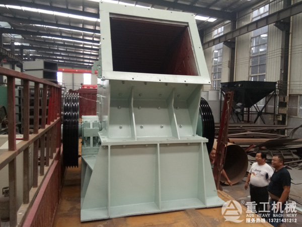 ���N����C