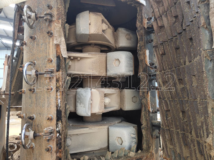 1250立軸破碎機內部結構 1250立軸破碎機內部結構